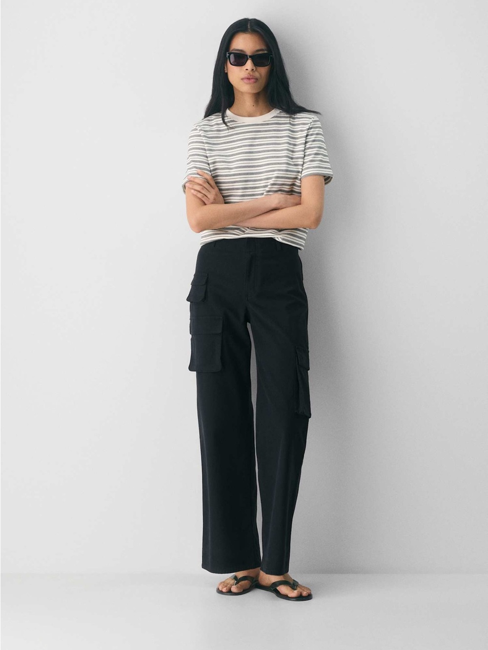 ARITZIA Wilfred Black Wide-Leg Cargo Trousers Size 8